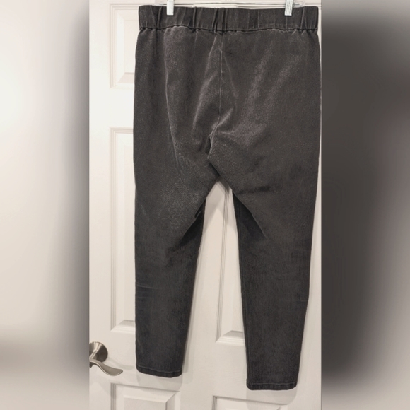 Soft Surroundings Pull On high rise Jeans Jeggings leggings jeans Washed Grey L - Picture 2 of 7